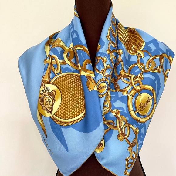 Gucci Scarf Logo Chains Blue Gold Silk Wrap with Gucci Gift Box - Picture 1 of 11